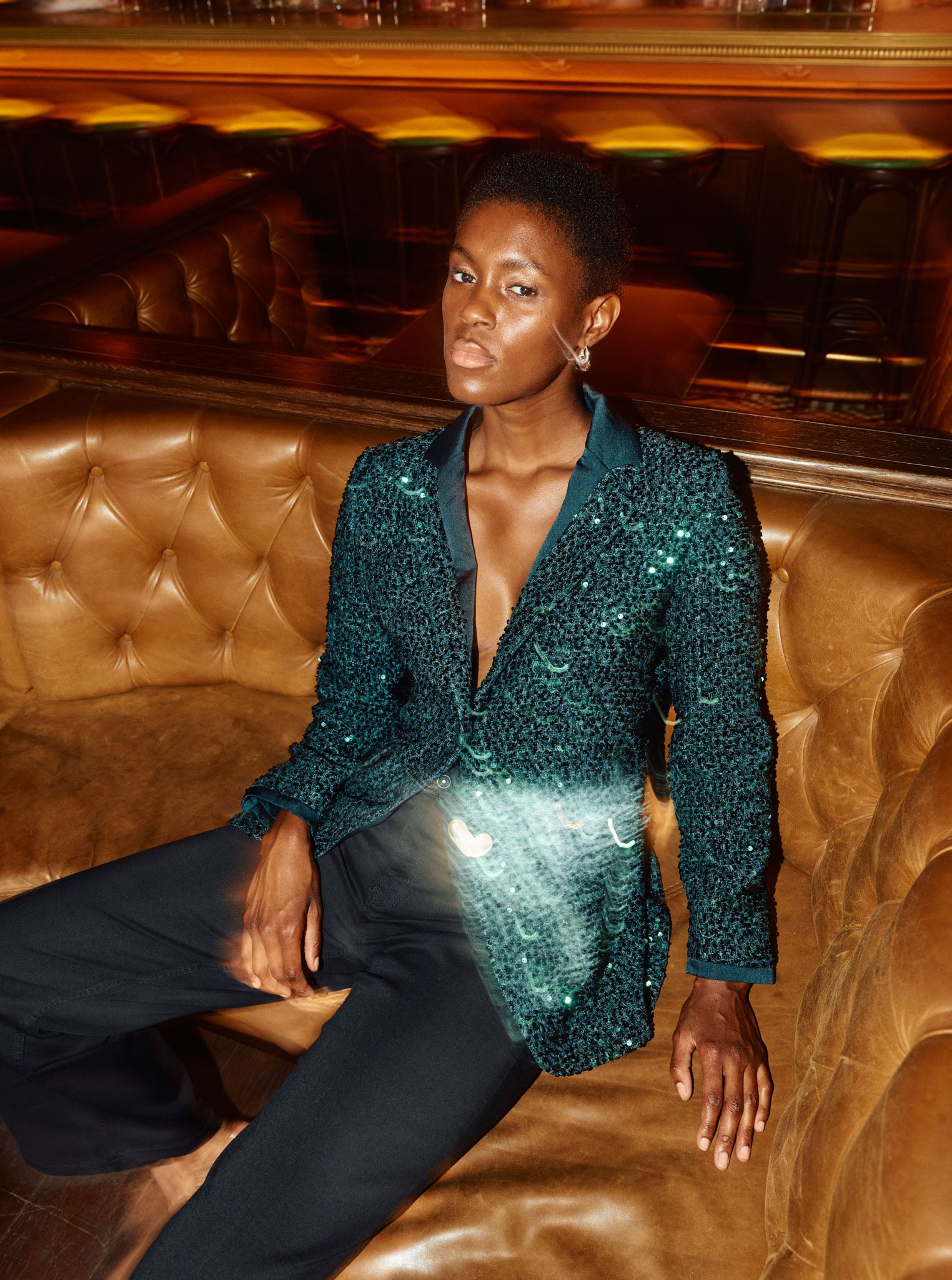 Modelshot / Dark Pine / Detail